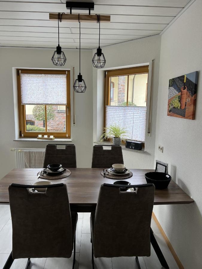 Ferienwohnung Moselzeit Alken Bagian luar foto